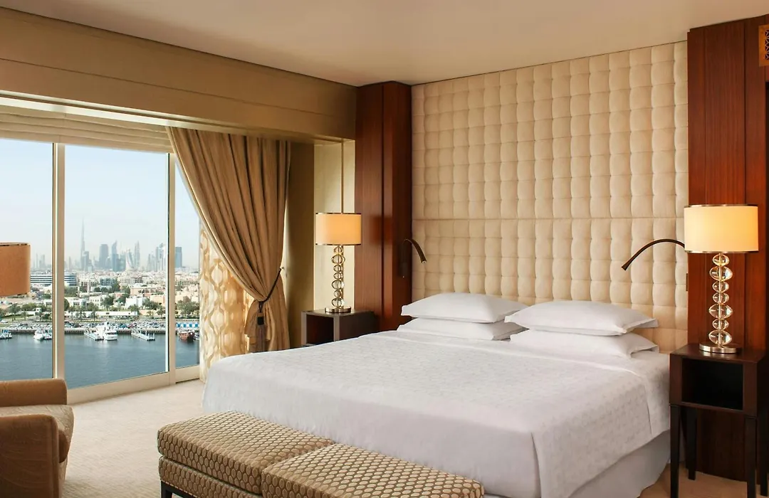 Sheraton Dubai Creek Hotel & Towers-1